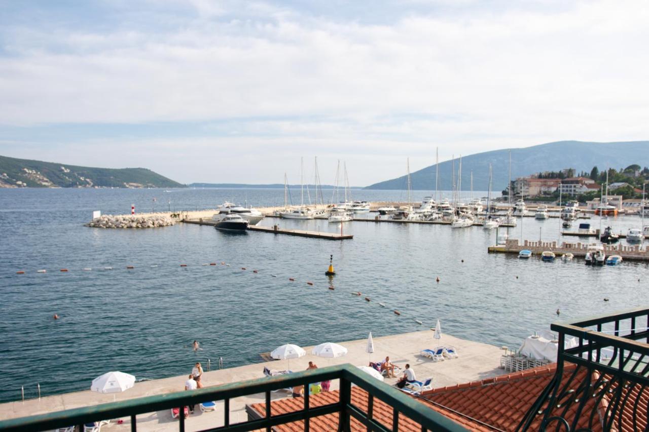 Hotel Rr Herceg Novi Exterior photo