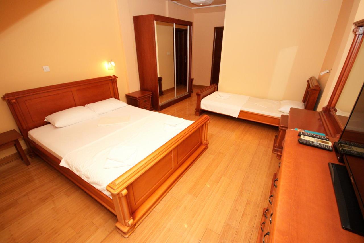 Hotel Rr Herceg Novi Exterior photo
