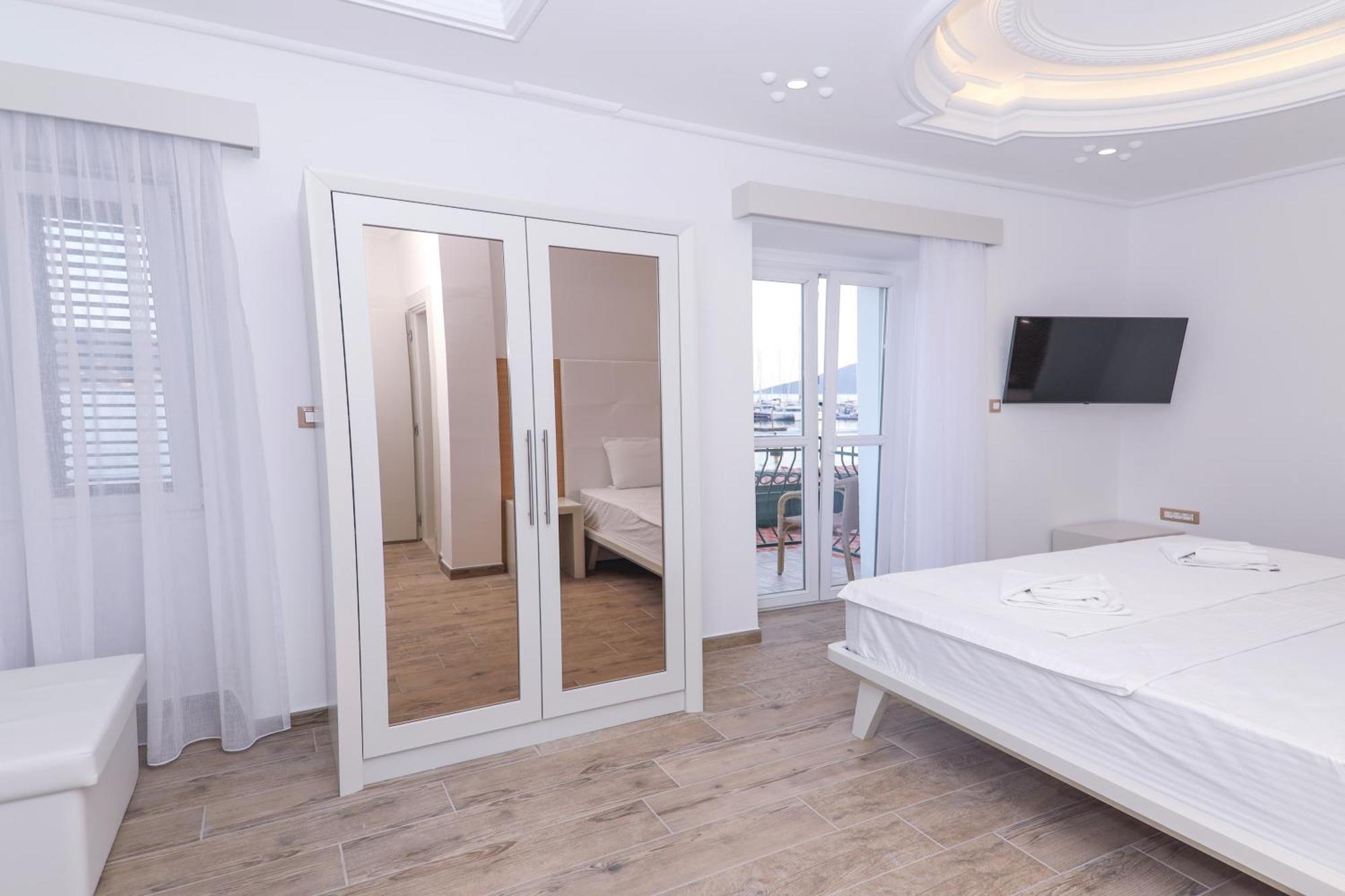 Hotel Rr Herceg Novi Exterior photo