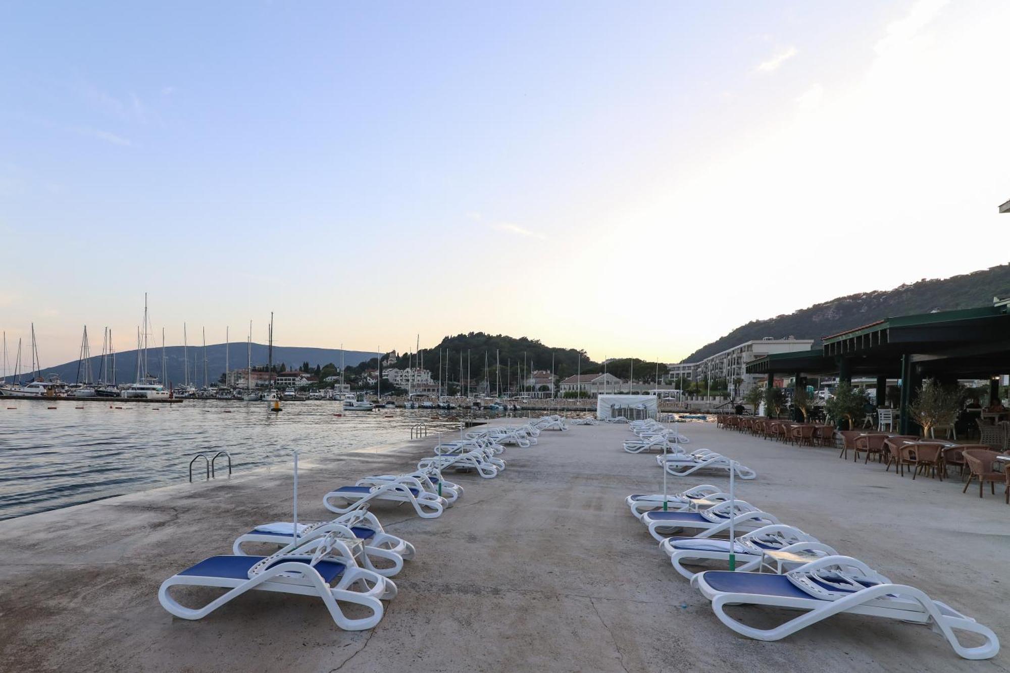 Hotel Rr Herceg Novi Exterior photo